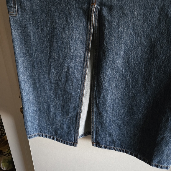 SOLD OUT - Picture 6 of 9